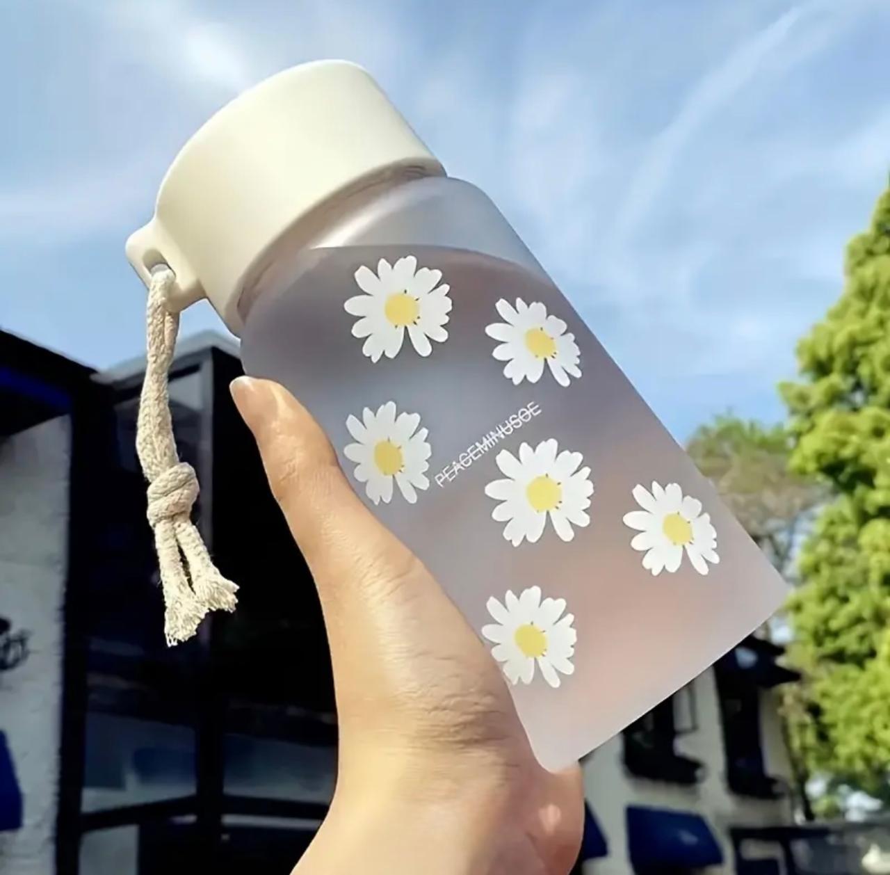 Daisy Chill Bottle